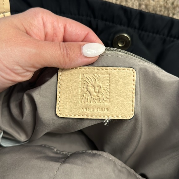 Anna Klein bag - Picture 7 of 7